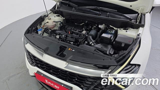 Kia Sportage 2022 — ფოტო 6/20