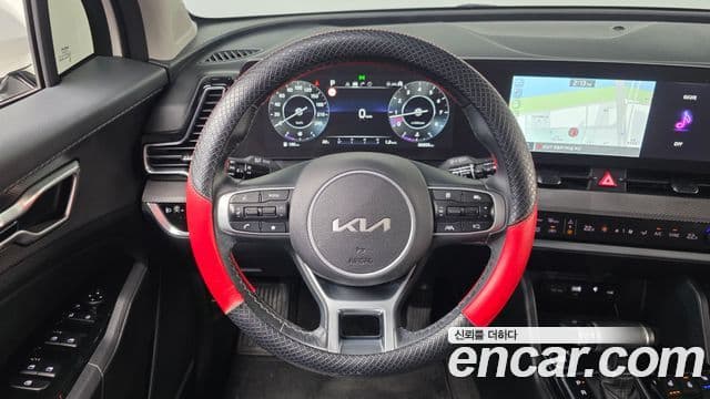 Kia Sportage 2022 — ფოტო 13/20