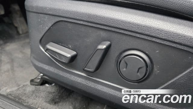 Kia Sportage 2022 — ფოტო 19/20