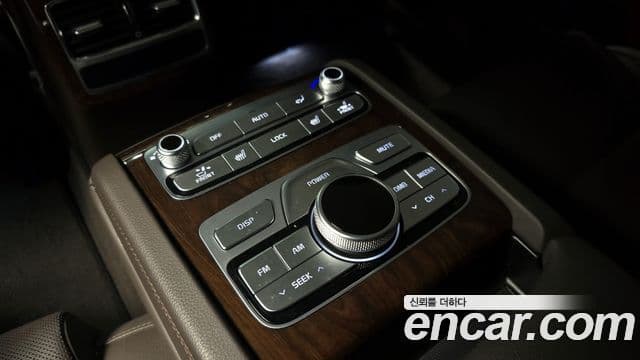 Kia The K9 2018 — Şəkil 18/20