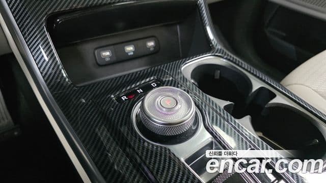Kia Carnival 2021 — Şəkil 9/20