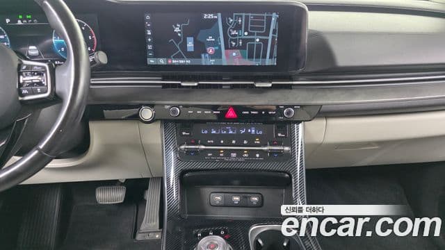 Kia Carnival 2021 — Şəkil 15/20