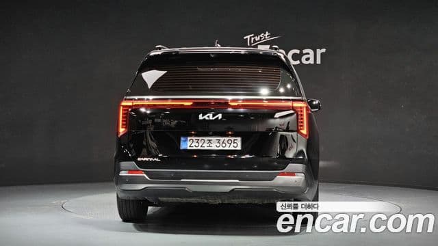 Kia Carnival 2025 — Фото 4/20