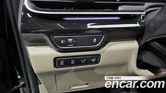 Kia Carnival 2025 — Фото 14/20