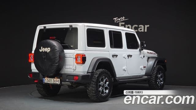 Jeep Wrangler 2022 — Şəkil 2/20