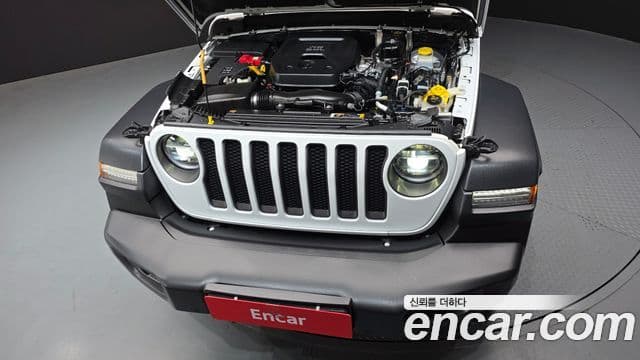 Jeep Wrangler 2022 — Şəkil 6/20