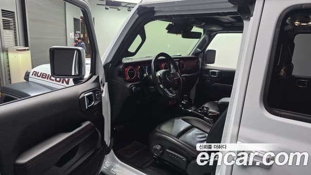 Jeep Wrangler 2022 — Şəkil 10/20