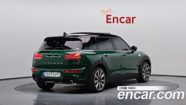 Mini Cooper S Clubman 2021 — ფოტო 2/20