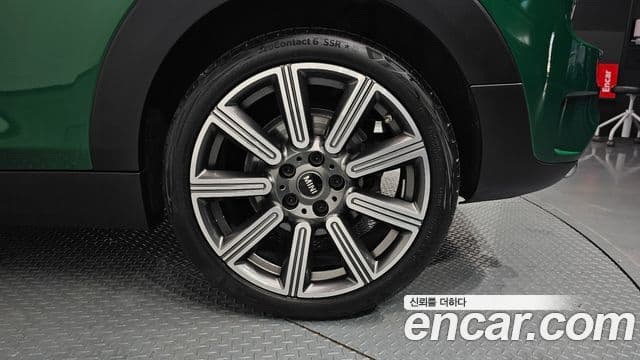 Mini Cooper S Clubman 2021 — ფოტო 5/20