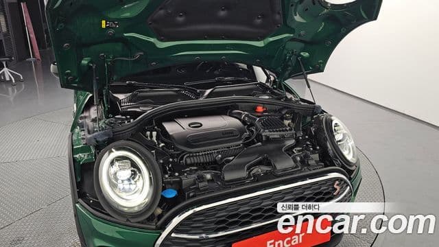 Mini Cooper S Clubman 2021 — ფოტო 6/20