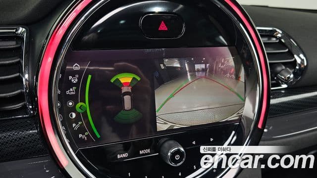 Mini Cooper S Clubman 2021 — ფოტო 15/20