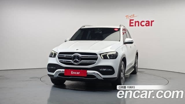 Mercedes-Benz GLE-Class 2019 — ფოტო 3/20