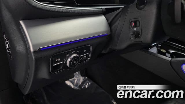 Mercedes-Benz GLE-Class 2019 — ფოტო 14/20