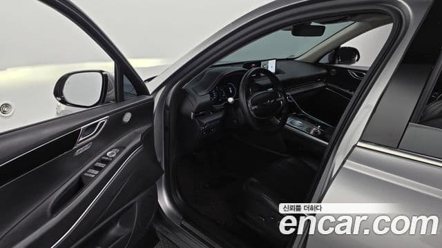 Genesis GV80 2020 — ფოტო 11/20