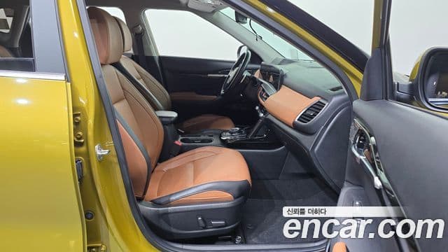 Kia Seltos 2022 — Şəkil 11/20