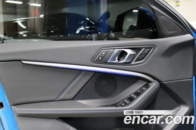 BMW 1 Series 2023 — фото 6 из 20