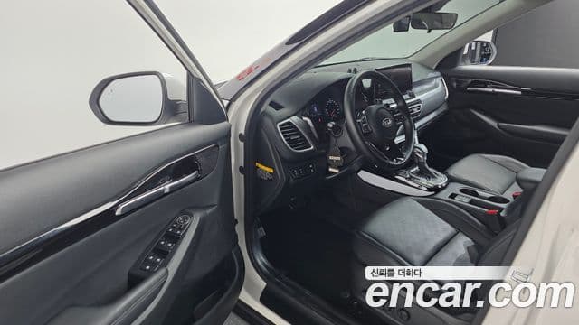 Kia Seltos 2019 — ფოტო 11/20