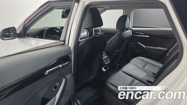 Kia Seltos 2019 — ფოტო 17/20