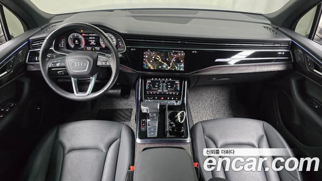 Audi Q7 2021 — Şəkil 7/20