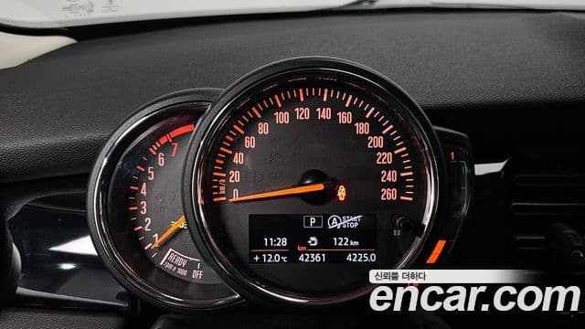 Mini Cooper 2022 — Şəkil 8/20