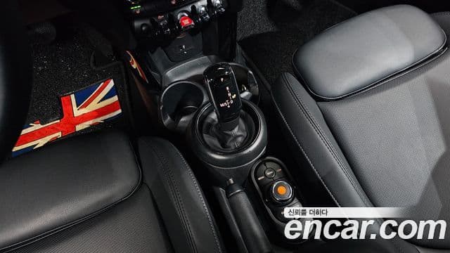 Mini Cooper 2022 — Şəkil 9/20