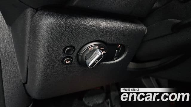 Mini Cooper 2022 — фото 18 из 20