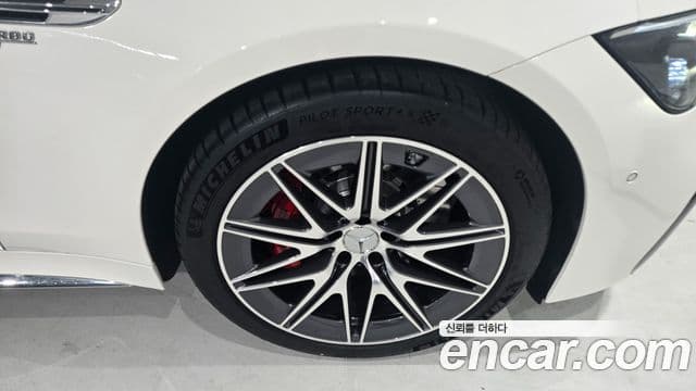 Mercedes-Benz AMG GT 2025 — ფოტო 4/20