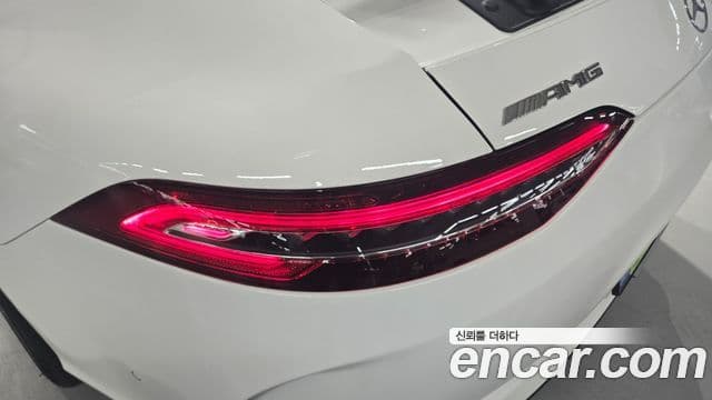 Mercedes-Benz AMG GT 2025 — ფოტო 13/20
