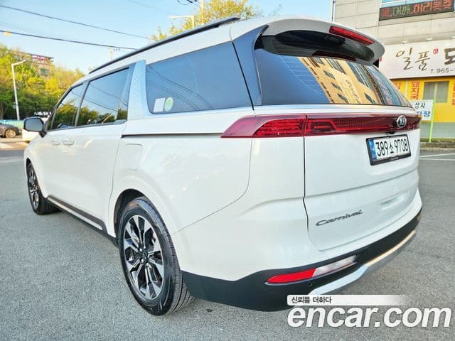 Kia Carnival 2020 — Şəkil 10/20