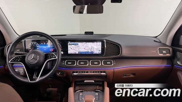 Mercedes-Benz GLE-Class 2025 — ფოტო 9/20