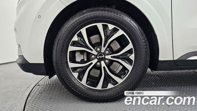 Kia Carnival 2023 — Şəkil 5/20