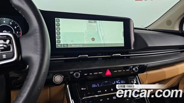 Kia Carnival 2023 — Şəkil 12/20