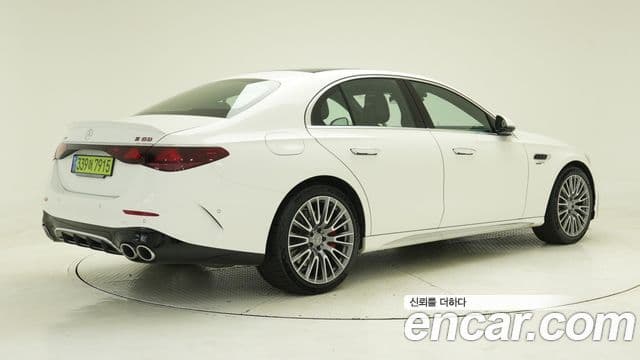 Mercedes-Benz E-Class 2025 — Şəkil 1/18