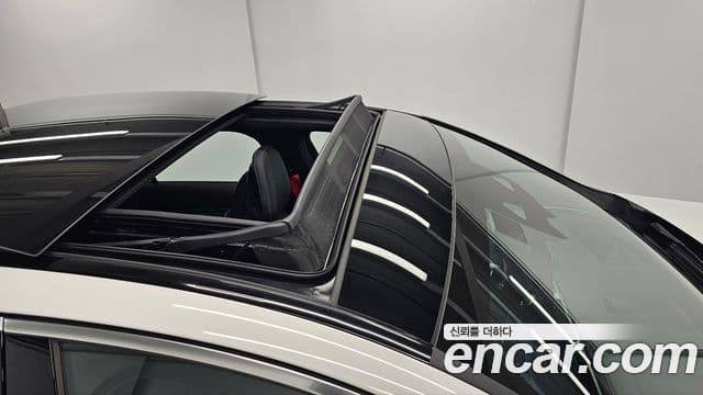 Mercedes-Benz E-Class 2025 — Şəkil 12/18