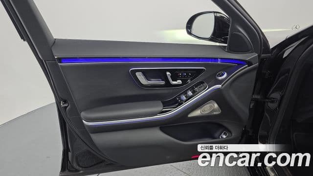 Mercedes-Benz S-Class 2021 — Photo 5/31