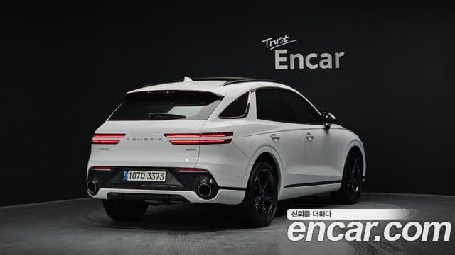 Genesis GV70 2022 — Şəkil 2/20
