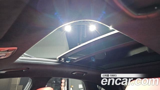 Genesis GV70 2022 — Şəkil 19/20