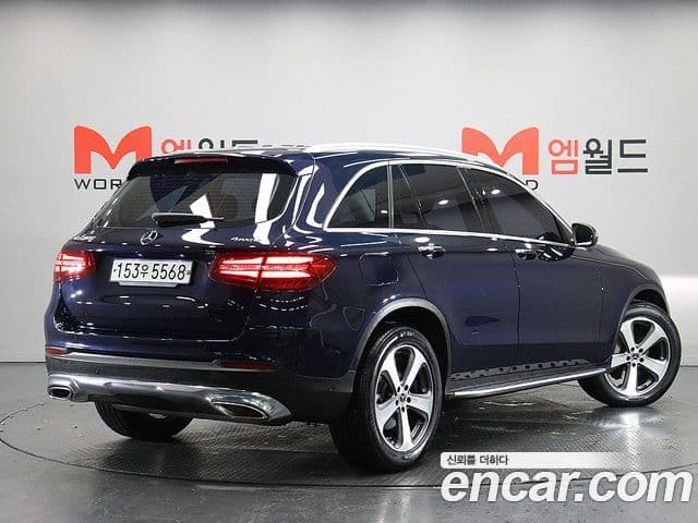Mercedes-Benz GLC-Class 2019 — Photo 11/20