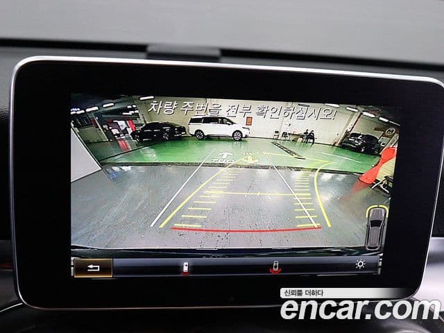 Mercedes-Benz GLC-Class 2019 — Photo 20/20