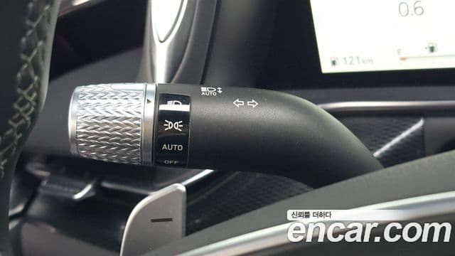 Genesis G90 2022 — Photo 4/30