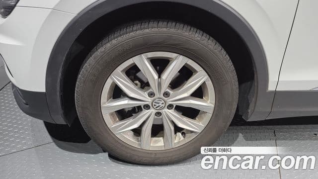 Volkswagen Tiguan 2020 — Şəkil 5/20