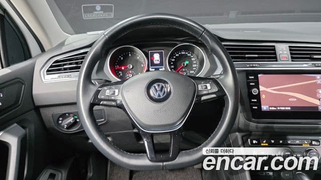 Volkswagen Tiguan 2020 — Şəkil 13/20