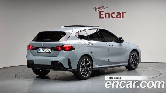 BMW 1 Series 2025 — Şəkil 2/20