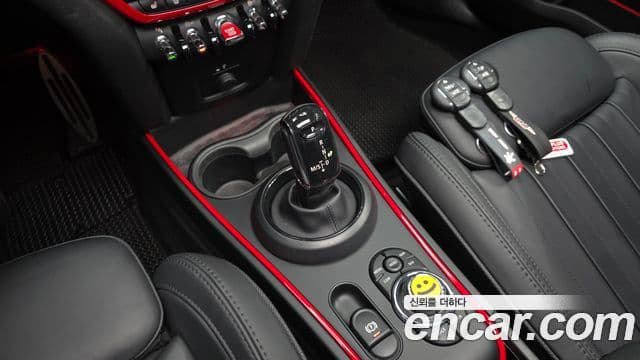 Mini Cooper S Countryman 2023 — фото 9 из 20
