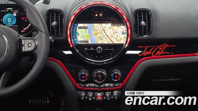 Mini Cooper S Countryman 2023 — фото 14 из 20