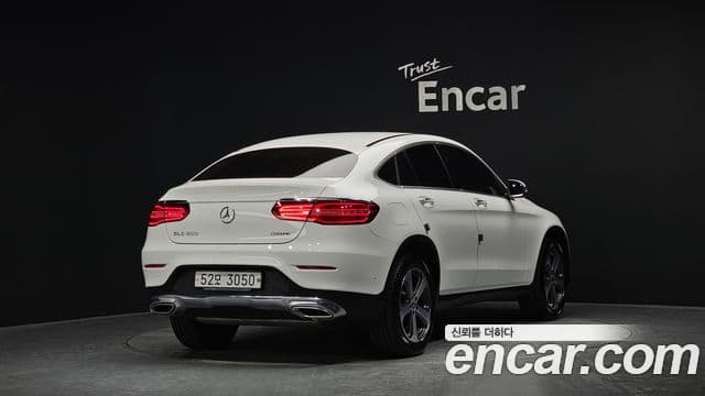 Mercedes-Benz GLC-Class 2019 — Şəkil 1/20