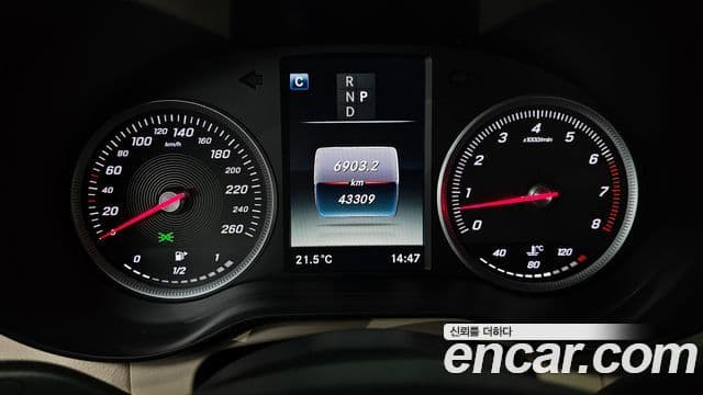 Mercedes-Benz GLC-Class 2019 — Şəkil 6/20