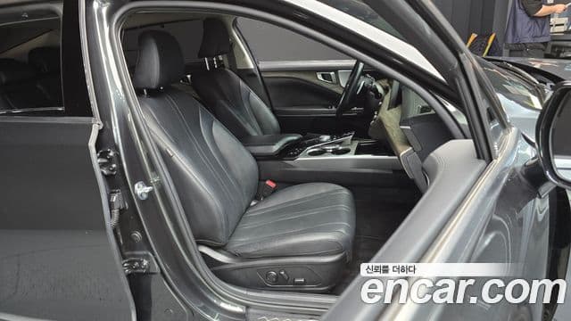 Kia K8 2022 — Şəkil 12/20