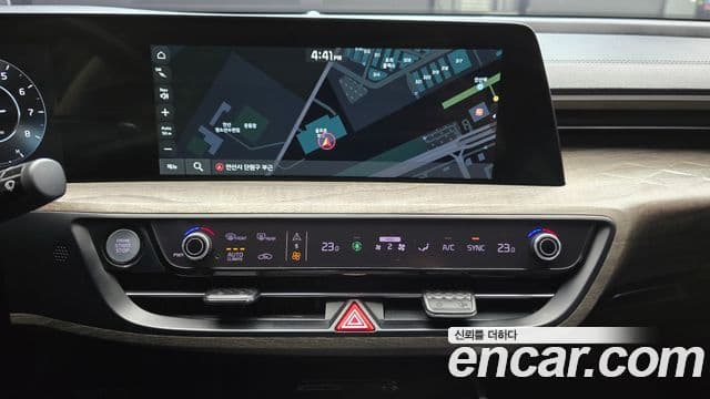 Kia K8 2022 — Şəkil 18/20