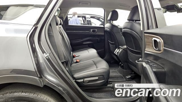 Kia Sorento 2021 — ფოტო 12/20